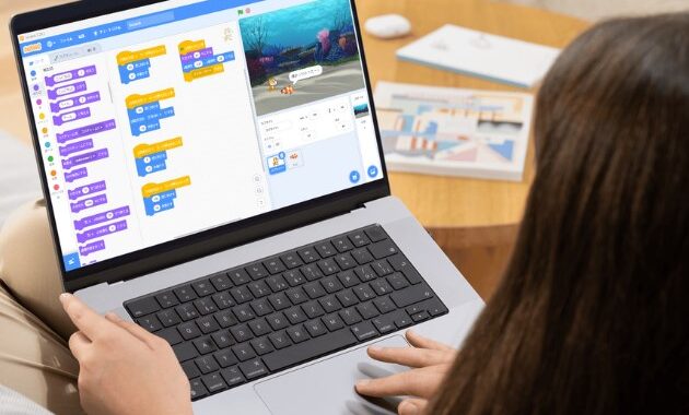 Scratchって何？子どもや初心者向けプログラミングといえばこれ！